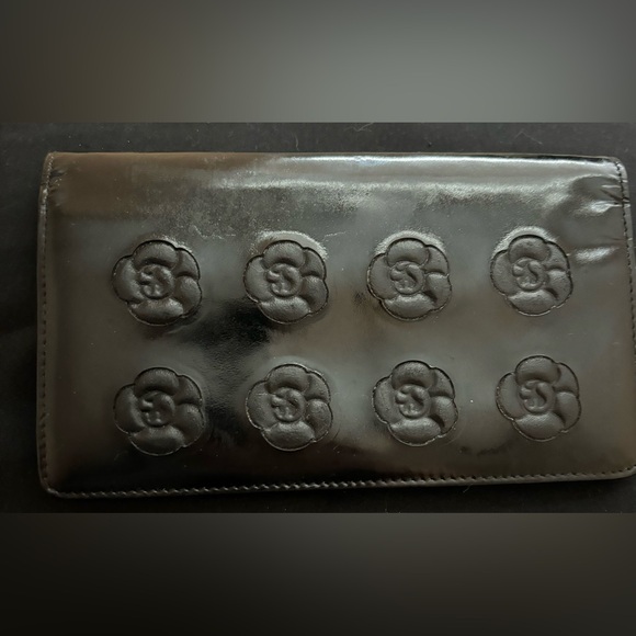 Patent Leather Black Chanel Wallet with Camilla Flowers on Back - Picture 3 of 6